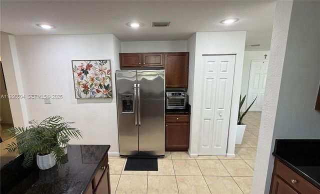 11605 NW 89th St 220, Doral, FL 33178