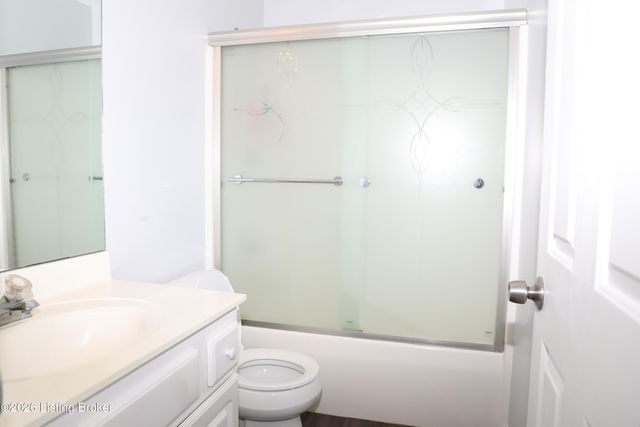 12016 Hudson View Ct, Louisville, KY 40299