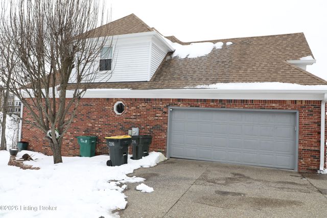 12016 Hudson View Ct, Louisville, KY 40299