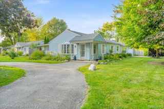 21769 Ulrich Street, Clinton Township, MI 48036