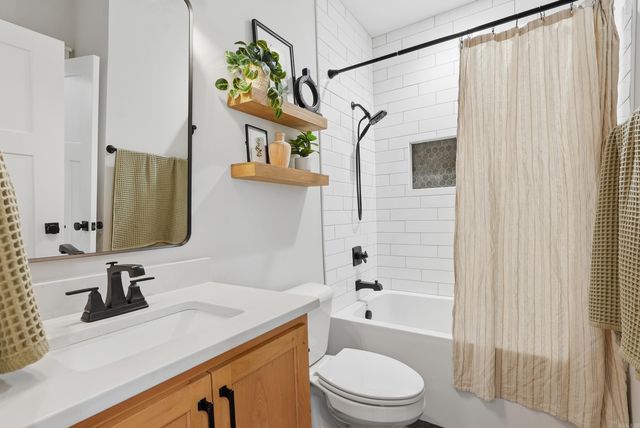 1750 Pearce Dr, Conway, AR 72034