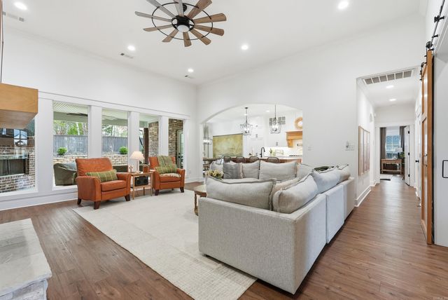 1750 Pearce Dr, Conway, AR 72034