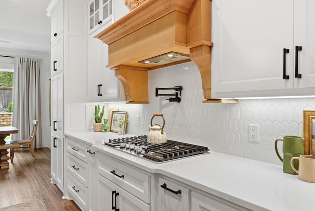 1750 Pearce Dr, Conway, AR 72034