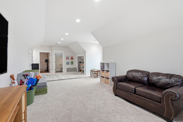 1750 Pearce Dr, Conway, AR 72034