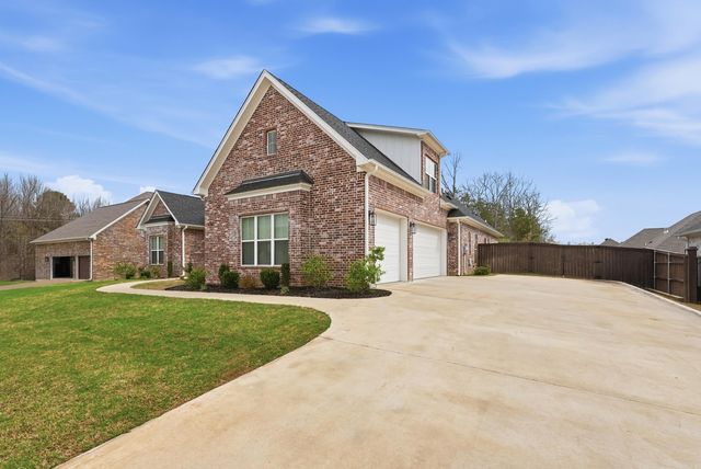 1750 Pearce Dr, Conway, AR 72034