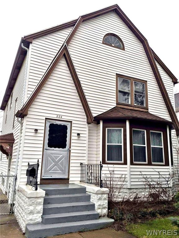 224 Ivyhurst Circle, Amherst, NY 14226