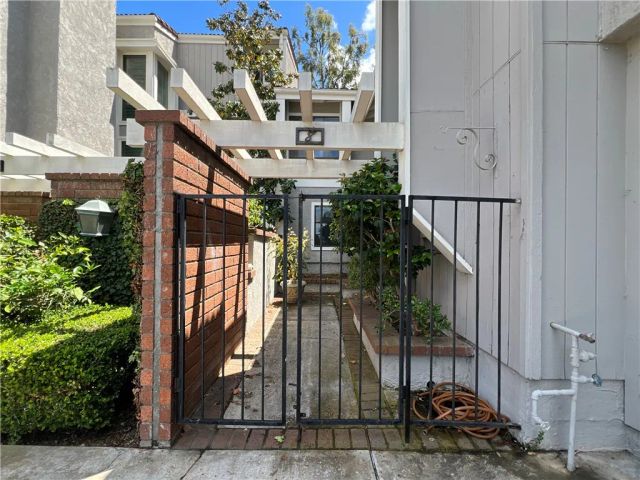 8 Valley View, Irvine, CA 92612