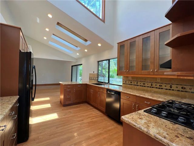 8 Valley View, Irvine, CA 92612