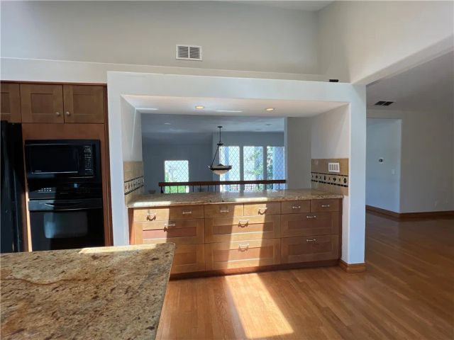 8 Valley View, Irvine, CA 92612