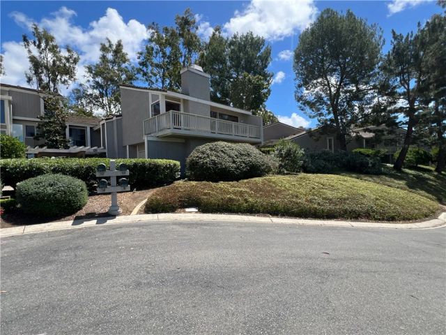 8 Valley View, Irvine, CA 92612