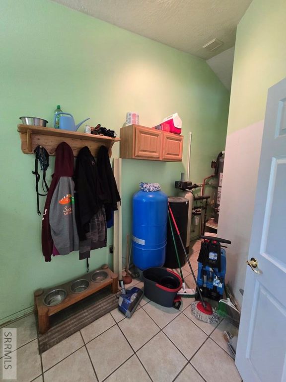 Image 34 of property listing at 3927 E 400 N, Rigby, ID 83442