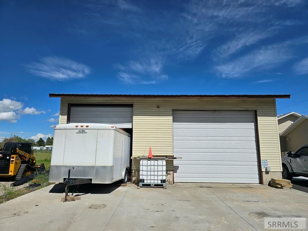 Image 9 of property listing at 3927 E 400 N, Rigby, ID 83442