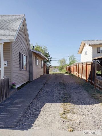 752 Cleveland Street, Idaho Falls, ID 83401