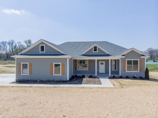1189 Goose Dr, Springfield, TN 37172