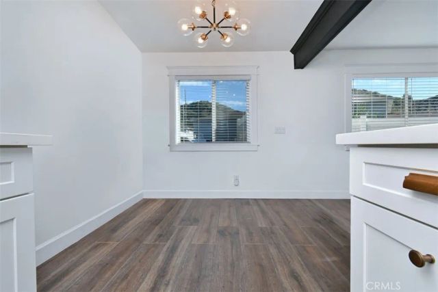 28159 Robin Ave, Saugus, CA 91350