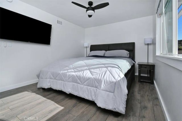 28159 Robin Ave, Saugus, CA 91350