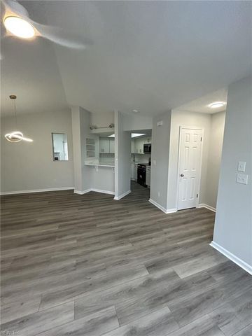 1424 Becks CT, Virginia Beach, VA 23464