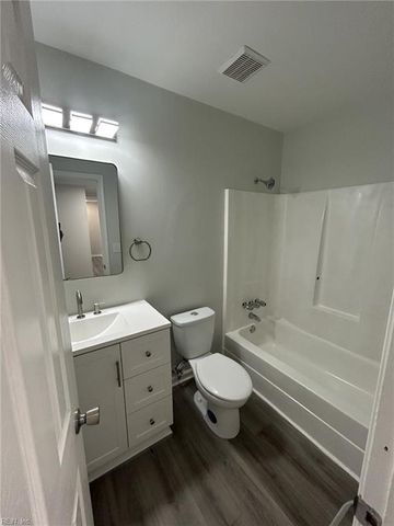 1424 Becks CT, Virginia Beach, VA 23464