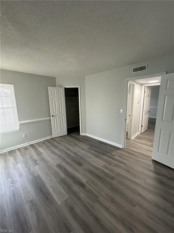 1424 Becks CT, Virginia Beach, VA 23464