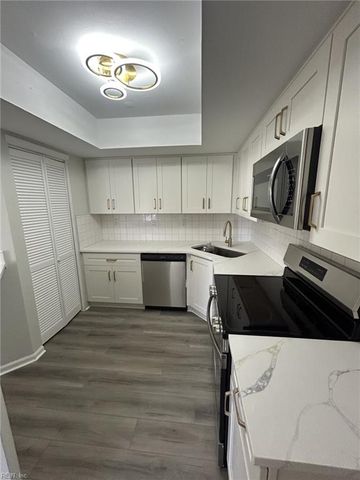 1424 Becks CT, Virginia Beach, VA 23464