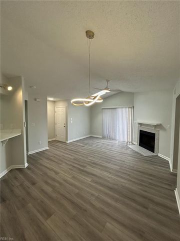 1424 Becks CT, Virginia Beach, VA 23464