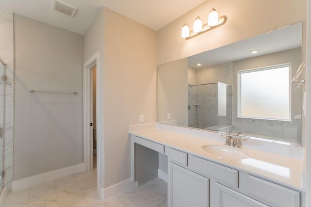 2016 Woodland Park Court, Conroe, TX 77384