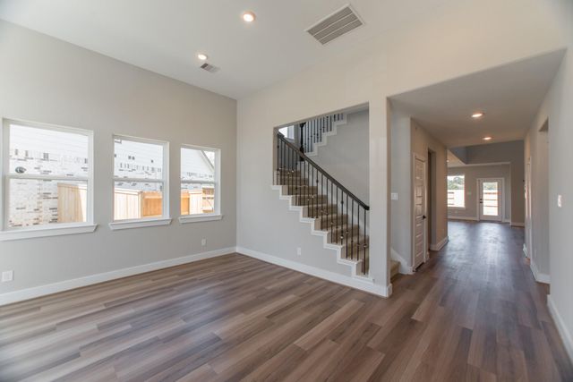2016 Woodland Park Court, Conroe, TX 77384