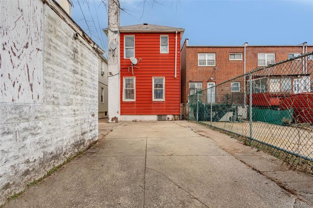 968 E 48th Street, Brooklyn, NY 11203