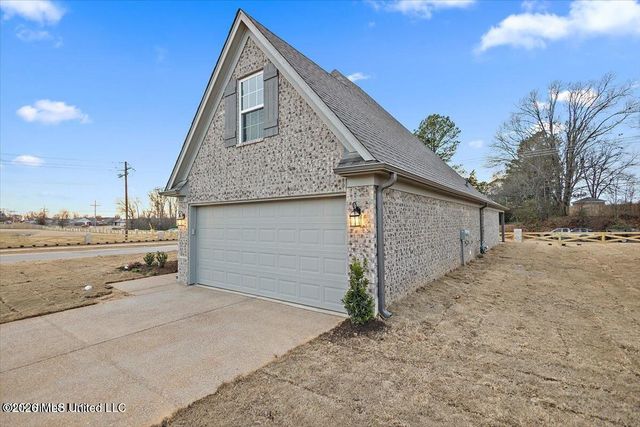 13866 Jack Thomas Boulevard, Olive Branch, MS 38654