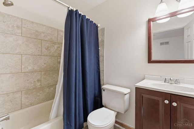 3326 Meadow Green Court, Batavia Twp, OH 45102