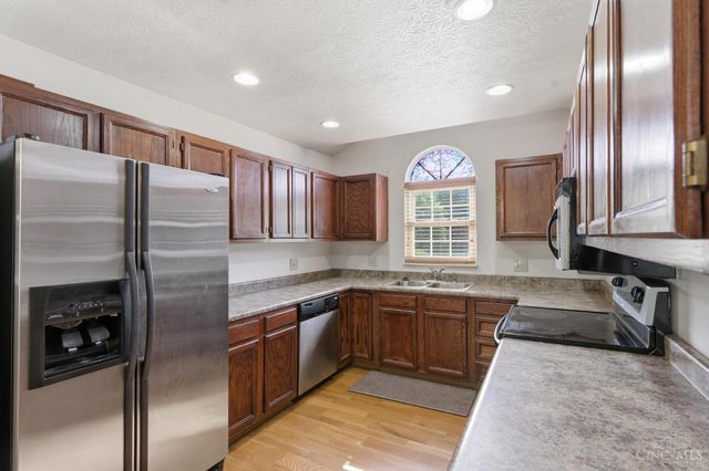 3326 Meadow Green Court, Batavia Twp, OH 45102