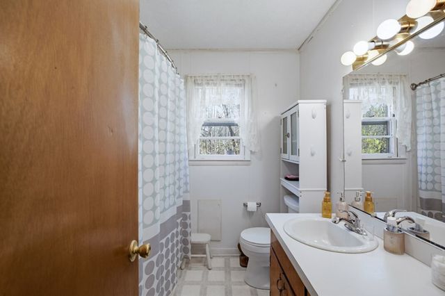 1266 Ford Road, Warne, NC 28909