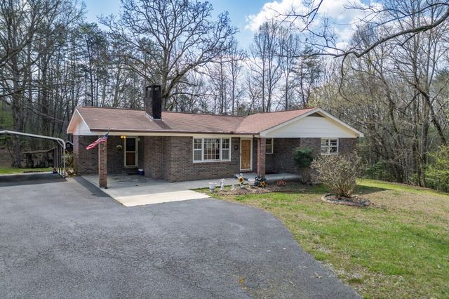 1266 Ford Road, Warne, NC 28909