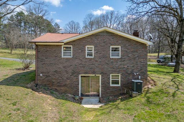 1266 Ford Road, Warne, NC 28909