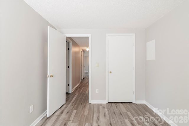 1624 Arlyn Circle D, Charlotte, NC 28213