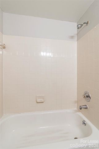 1624 Arlyn Circle D, Charlotte, NC 28213