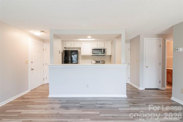 1624 Arlyn Circle D, Charlotte, NC 28213