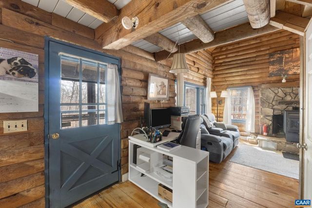 1522 HOLLAND CREEK RD, Louisa, VA 23093