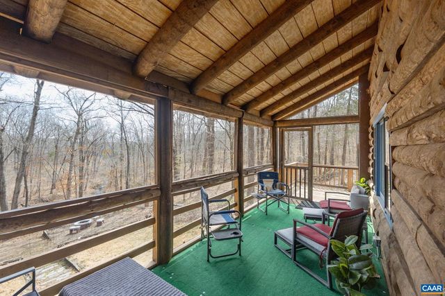 1522 HOLLAND CREEK RD, Louisa, VA 23093