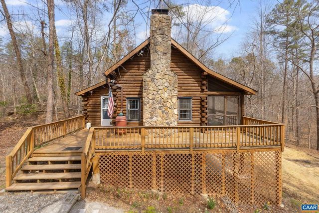 1522 HOLLAND CREEK RD, Louisa, VA 23093