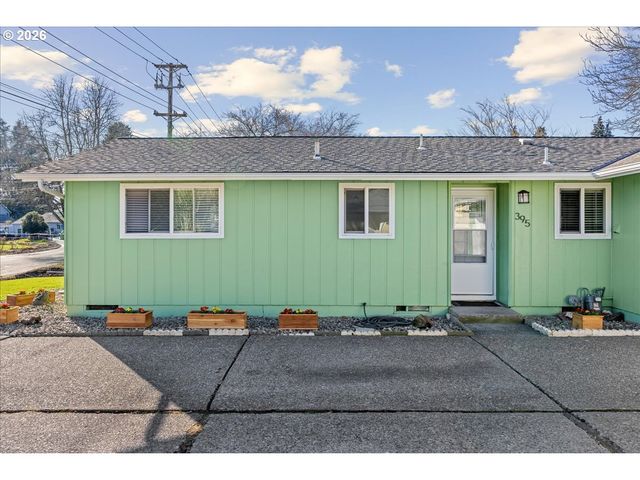 395 STARK St N, Salem, OR 97303