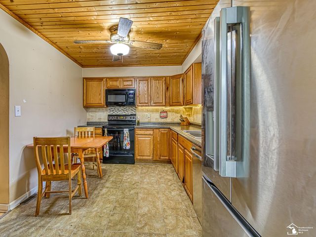 9655 Tecumseh Clinton Highway, Tecumseh, MI 49286