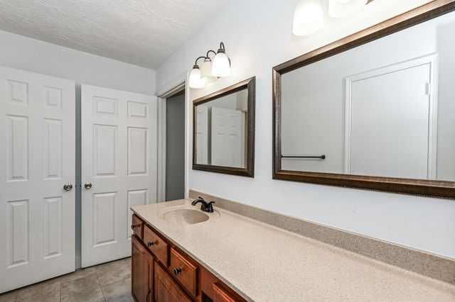 7923 Dawnridge Drive, Houston, TX 77071