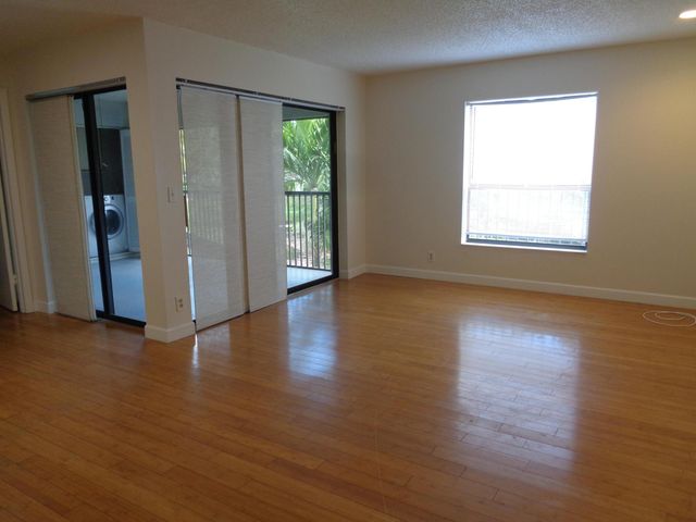 3713 Cocoplum Circle 3545, Coconut Creek, FL 33063
