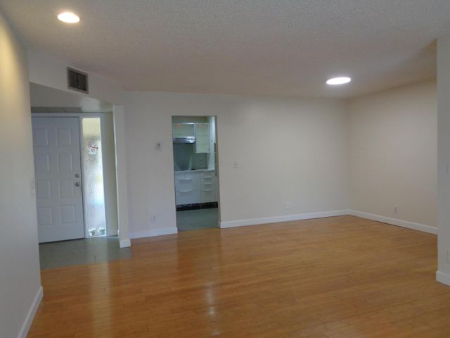3713 Cocoplum Circle 3545, Coconut Creek, FL 33063