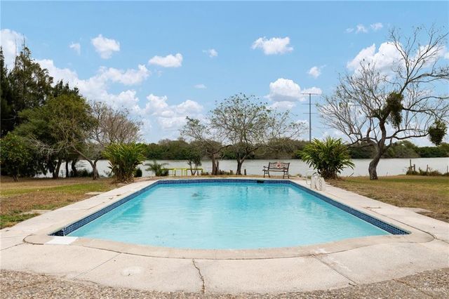 34732 Kretz Road 2, Los Fresnos, TX 78566
