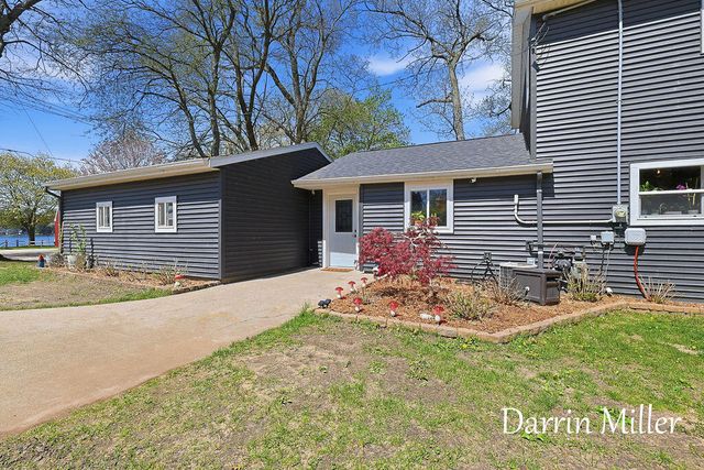 6289 Middle Lake Road, Twin Lake, MI 49457