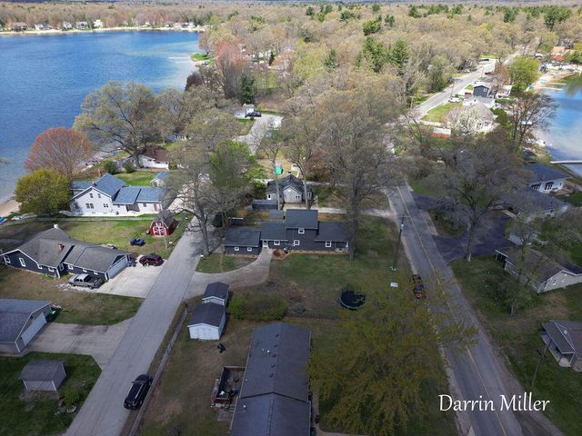 6289 Middle Lake Road, Twin Lake, MI 49457