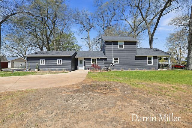 6289 Middle Lake Road, Twin Lake, MI 49457
