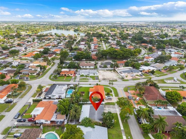 5560 W 6th Avenue, Hialeah, FL 33012